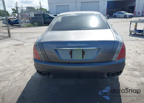 2005 Maserati Quattroporte z USA, uszkodzony, nr VIN ZAMCE39A150018442